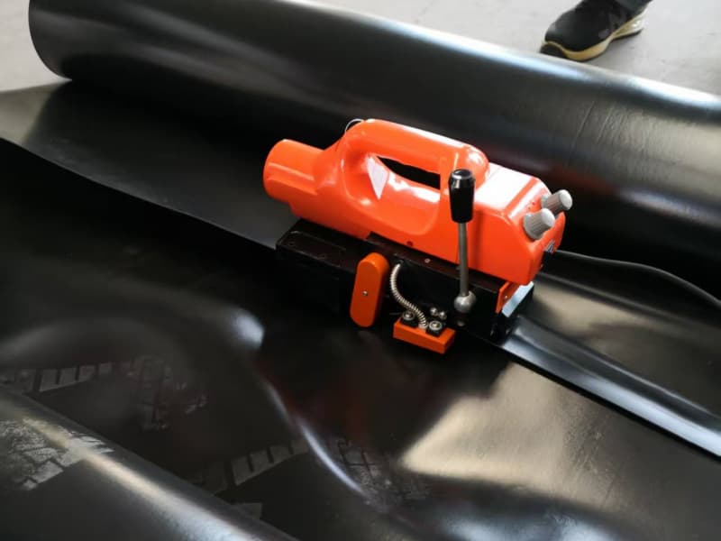 Soldadora de impermeabilización: Presentación de la máquina y embalaje